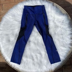 Lululemon cropped printed leggings size 2